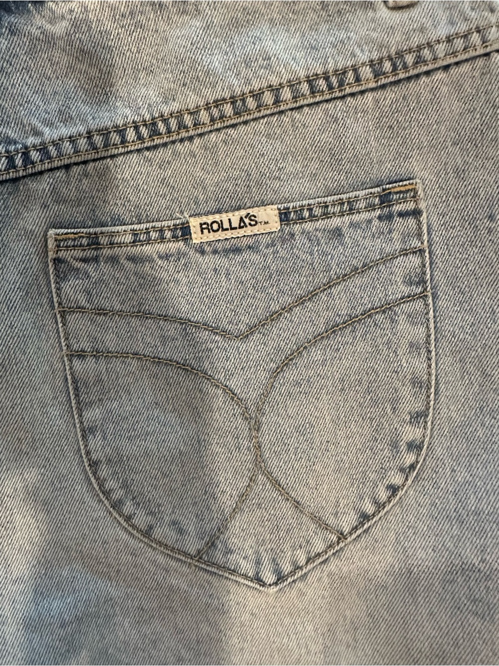 Title:
Rolla’s Mirage High Rise Loose Fit Distressed Denim Shorts Size 31 - Picture 6 of 8